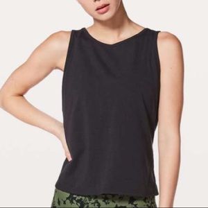 Lulu lemon twist it tank